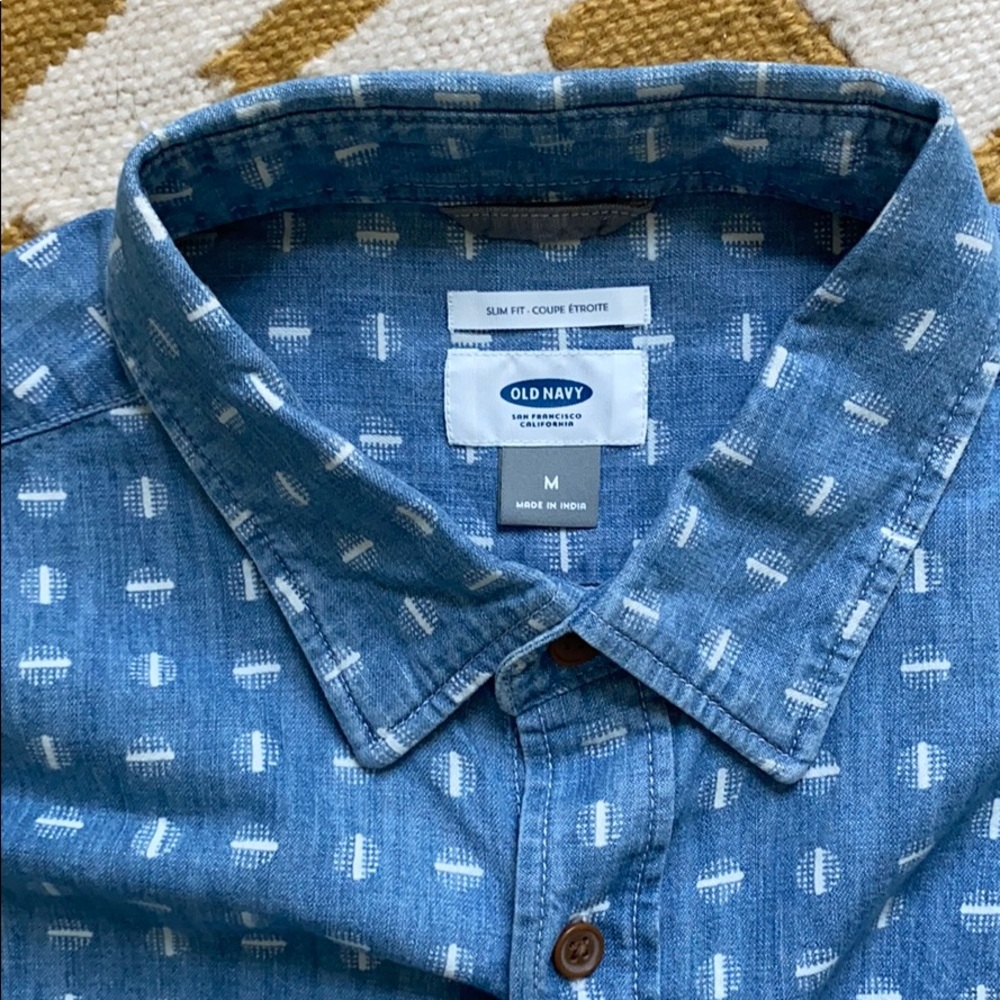 Shirt sleeve patterned button down - Picture 2 of 6